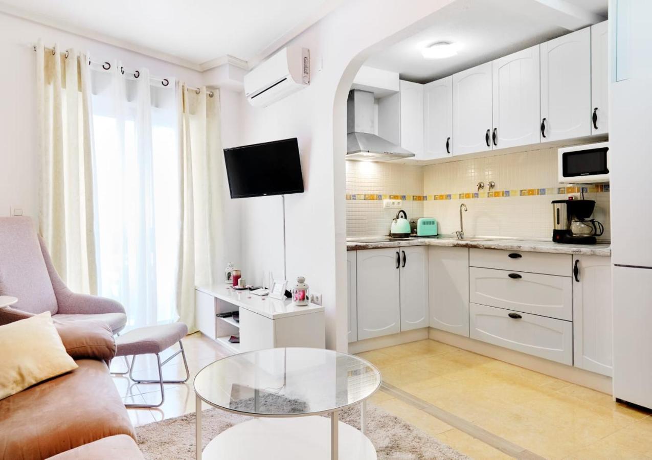 Almudena Playa Del Cura En Torrevieja Apartment Luaran gambar
