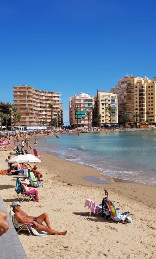 Almudena Playa Del Cura En Torrevieja Apartment Luaran gambar