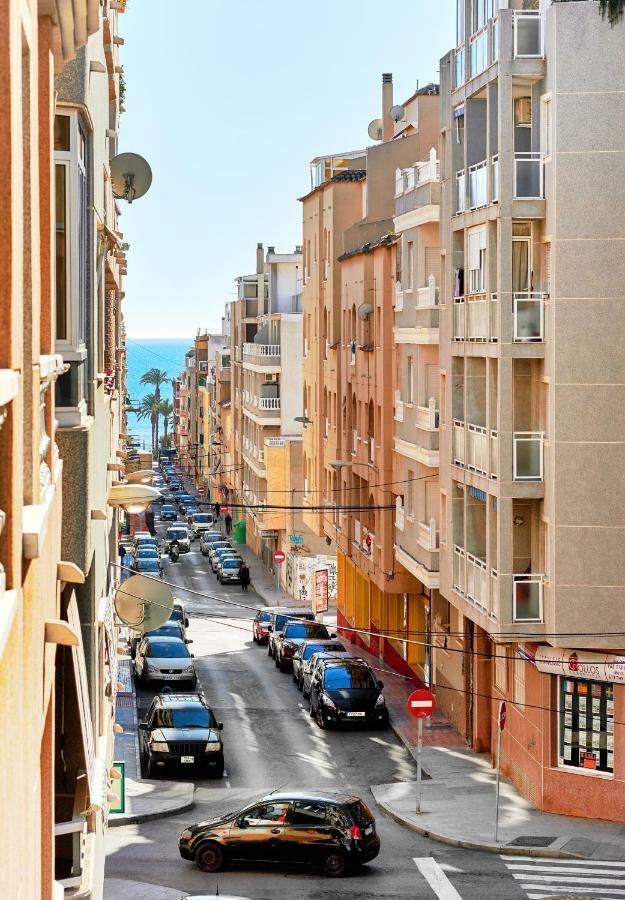 Almudena Playa Del Cura En Torrevieja Apartment Luaran gambar